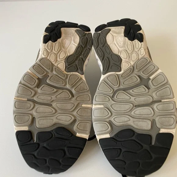 New Balance womens fresh foam 860 Black Running Shoes size 9 - Picture 13 of 16